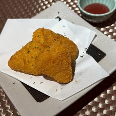 カマンベールチーズフライ　はちみつ付