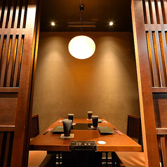 デートや記念日にピッタリ♪2～4名様個室もご用意。