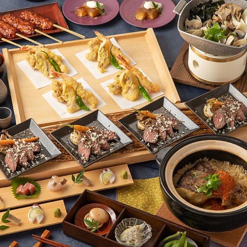 厳選された料理と炭火焼きを楽しめるコース！様々なお集まりにご利用ください。