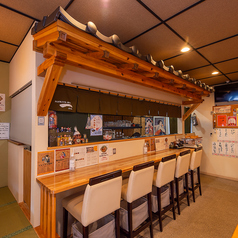 【仕事帰りのサク飲み◎ぶらっと寄って、ぶらっと飲む！】お仕事帰りにちょっと飲みたい、そんな時はサッと座れてサッと飲めるカウンター席がおすすめ！