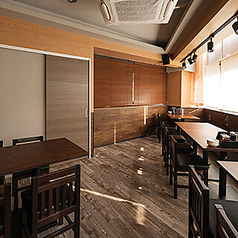 落ち着いた雰囲気の完全個室は、プライベートな時間を過ごしたい方に最適です♪大切な方との会食や接待にも◎