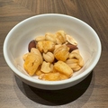 料理メニュー写真&nbsp;燻製ミックスナッツ