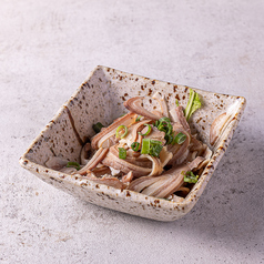 コラーゲン多め！ガツ刺し 