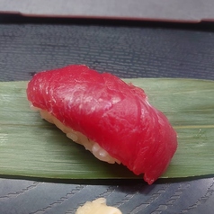 鮪　赤身握り