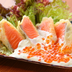 サーモンのレア天いくらのタルタル