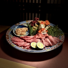 五感で楽しめるエンターテイメント焼肉！