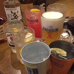 お得な90分単品飲み放題は1680円(税抜)♪食べ放題と一緒にご注文の場合はお時間100分に！