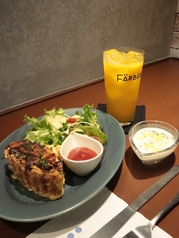 Cafe ＆ bar farbenのおすすめランチ1