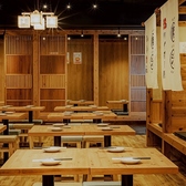 餃子酒場 肉汁とっつぁん 歌舞伎町店 【個室完備】の雰囲気3