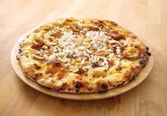 バナナとキャラメルのデザートピザ