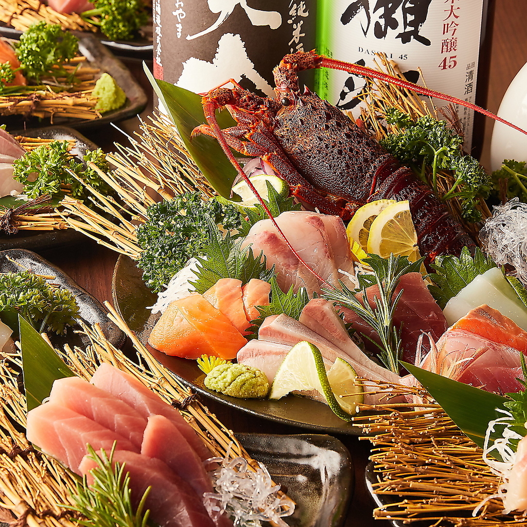 漁港直送鮮魚を使用した料理など、当店は海鮮料理が自慢！お酒のお供にもぴったりとなっております！