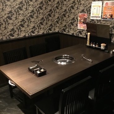 ホルモン・焼肉 玄遊亭の雰囲気1