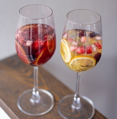 赤ワインのサングリア/白ワインのサングリア