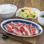 【ランチも元気に営業中】なんとライス&キャベツ畑のお替りが無料！超お得な焼肉ランチを是非♪