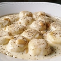 料理メニュー写真 濃厚ゴルゴンゾーラチーズソースのニョッキ Gnocchi with　gorgonzola sauce