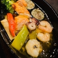 料理メニュー写真 海鮮のアヒージョ