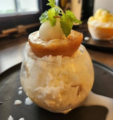 【7月限定】ピーチメルバかき氷