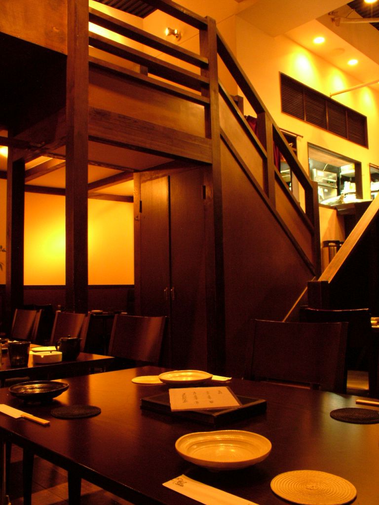 【3】雰囲気の良い空間は、地下と中2階のお座敷あり☆