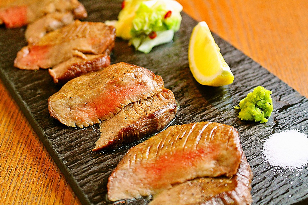 牛タン料理はくらのあかりの名物！他にも自慢の牛タン料理をご用意！！