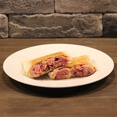 名物肉チーズサンド