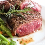 「火入れ」はもちろん「熟成」にもこだわり、その日その日の一番をご提供。