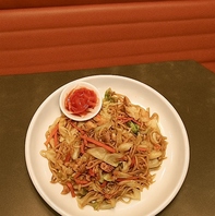 異国情緒溢れる、ミャンマーの焼きそばの魅力。