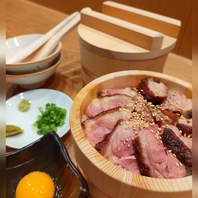 こだわりの炭火焼で香ばしさと風味をより豊かに