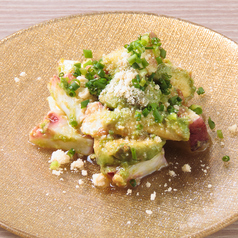 梅とタコとアボカド オリーブ和え