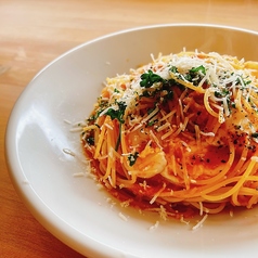 とろ~りチーズと海老のトマトパスタ