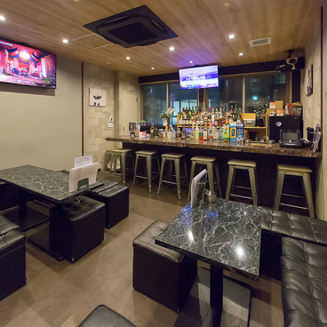 カラオケバーnoomo ノーモ 本町店の雰囲気1