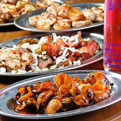 【やきとん】美味しい自慢の1品☆お酒が進むこと間違いなしです！！中でもミックス焼きは大人気！の写真