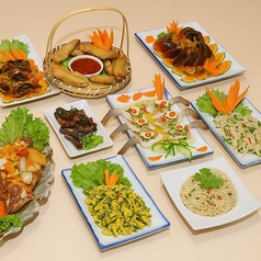 ME　Restaurant　And　Karaokeの写真2