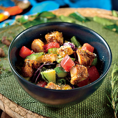 チキンとアボカドサラダ