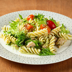 ジェノバソースのパスタサラダ