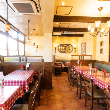 イタリアンダイニング DONA ドナ 武蔵浦和店の雰囲気1