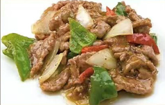 牛肉のブラックペッパー炒め