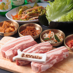 韓国料理 モイセ 新大久保店の特集写真