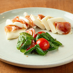 ハモンセラーノとカプレーゼ