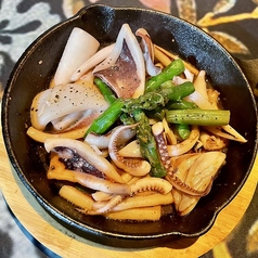 イカとアスパラのバターソテー