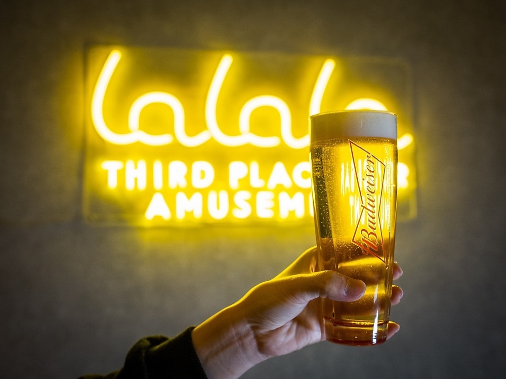 貸切×カラオケ×ダーツ×飲み放題 THIRD PLACE BAR lalalaの写真ギャラリー