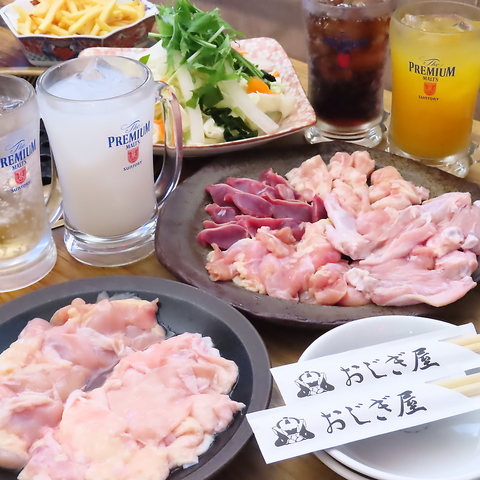 石アミで焼く焼鳥がふっくらジューシーで絶品★家族に嬉しい食べ放題プランもあり！