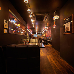 35~50名様まで着席or立食で貸切可。テーブルは、人数によって繋げ方も変えられます。幹事様におすすめ♪ ※最低保証料金を設けさせていただく場合がございます。詳細は店舗まで人数とご予算をご相談ください。