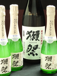 飲み放題には銘酒『獺祭』が入っております！他にも厳選日本酒や季節の日本酒もご用意しております！