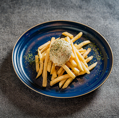 自家製サワークリームのせポテトフライ