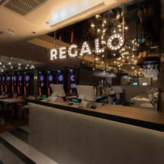 ただの飲み会じゃ物足りないときには、ダーツバーで盛り上がろう！シックでお洒落な非日常空間で、楽しいひとときをお過ごしいただけます♪パーティーのご相談やお問い合わせはお気軽に店舗までどうぞ！※画像は系列店です