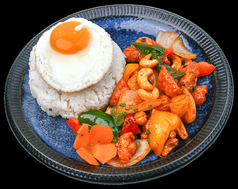 〇タイグリーンカレーライス/〇チキンカシューナッツ炒めライス