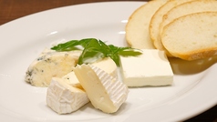 3種チーズの盛り合わせ