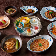 本場一流シェフによる本格雲南料理を上質な空間で。