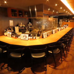 【カウンター席：１名様×１４卓】