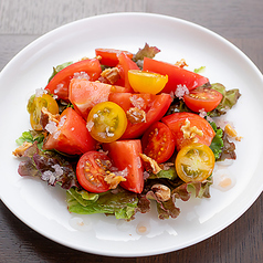 おいしいトマトサラダ